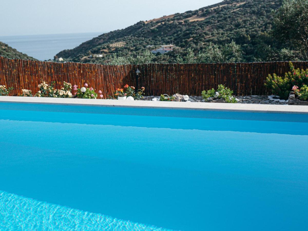 Villa Braou ロダキノ エクステリア 写真
